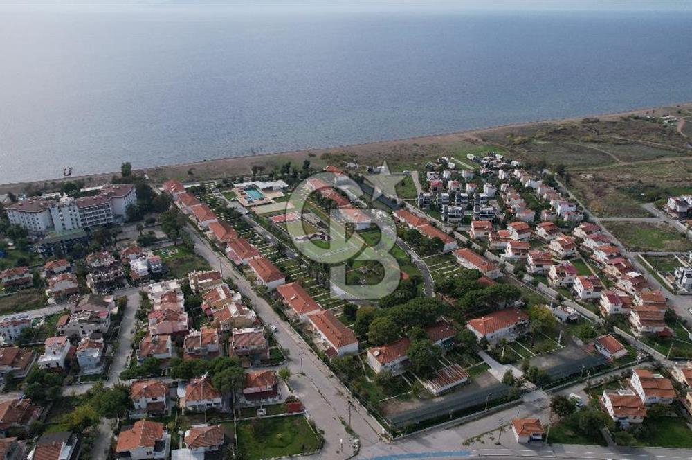 DİKİLİ'DE DENİZE YÜRÜME MESAFESİNDE 4+1 150 M2 VİLLA
