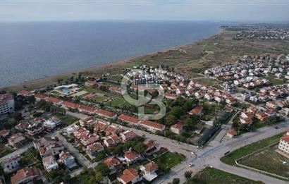 DİKİLİ'DE DENİZE YÜRÜME MESAFESİNDE 4+1 150 M2 VİLLA