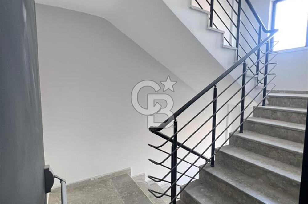 Kayalarda Sıfır, Geniş ve Manzaralı 3+1 150 m² Fırsat Dairesi