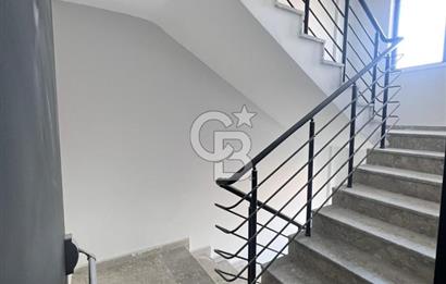 Kayalarda Sıfır, Geniş ve Manzaralı 3+1 150 m² Fırsat Dairesi