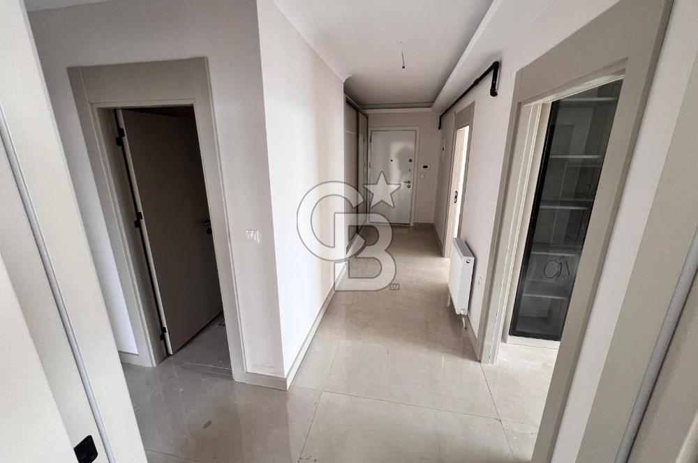 Kayalarda Sıfır, Geniş ve Manzaralı 3+1 150 m² Fırsat Dairesi