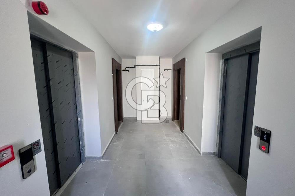 Kayalarda Sıfır, Geniş ve Manzaralı 3+1 150 m² Fırsat Dairesi