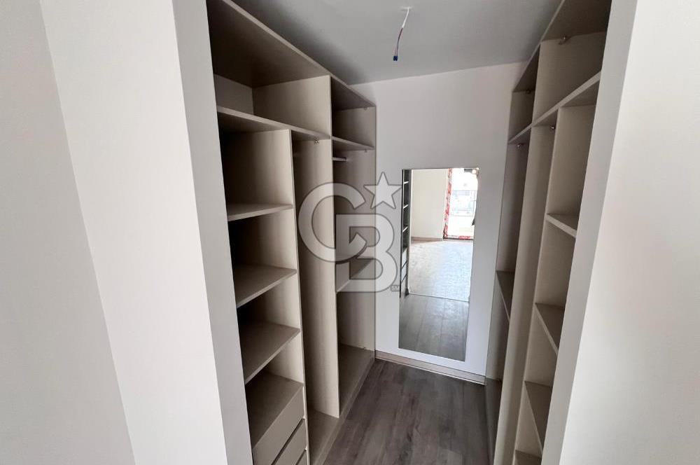 Kayalarda Sıfır, Geniş ve Manzaralı 3+1 150 m² Fırsat Dairesi