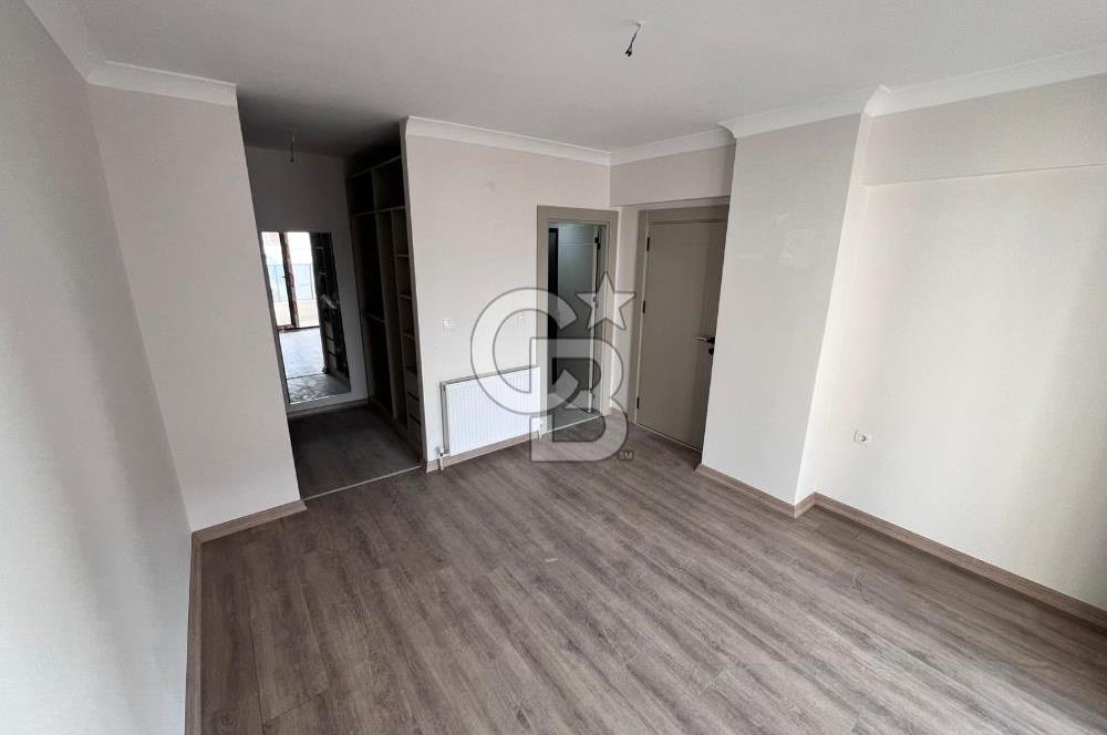Kayalarda Sıfır, Geniş ve Manzaralı 3+1 150 m² Fırsat Dairesi