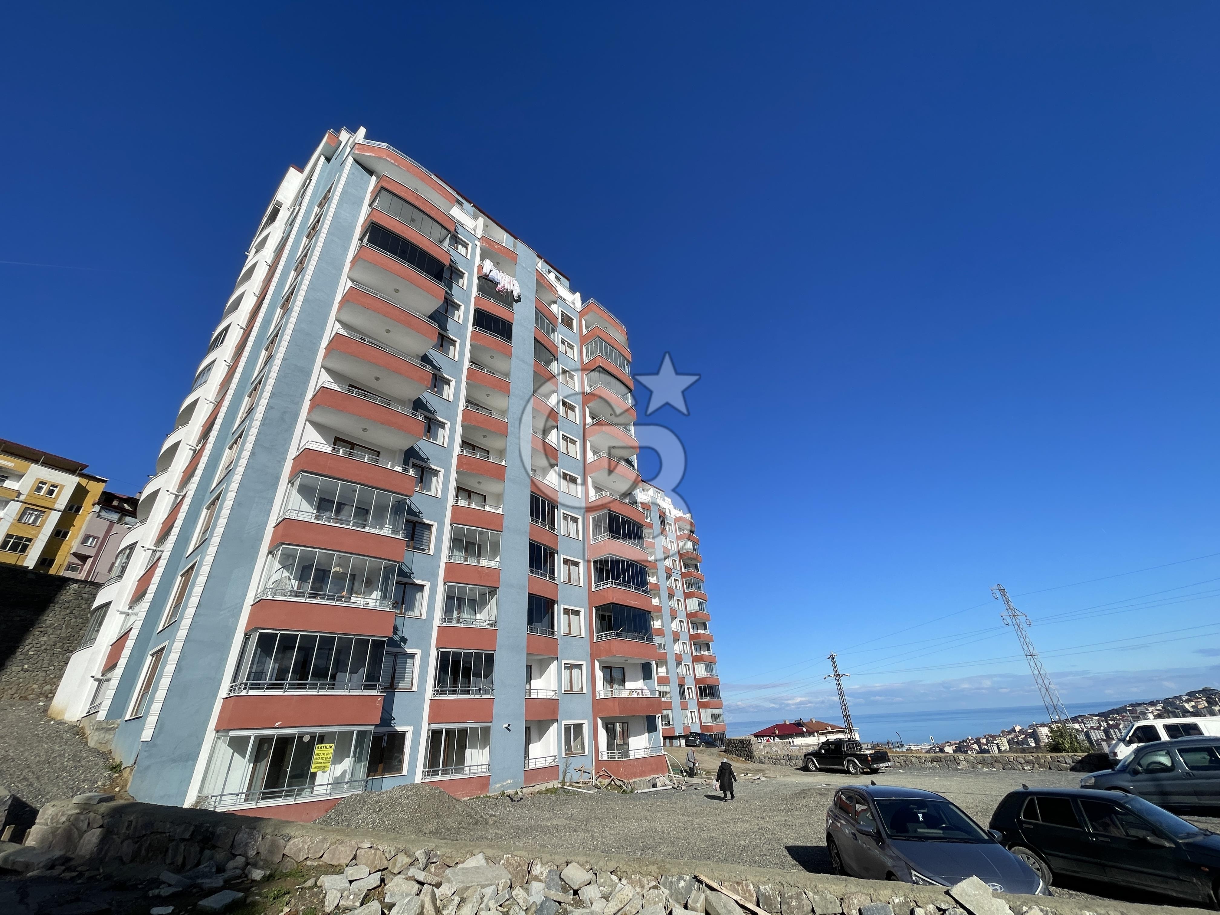 ÇUKURÇAYIR MAH. SİTE İÇERİSİNDE DENİZ MANZARALI 2+1 DAİRE