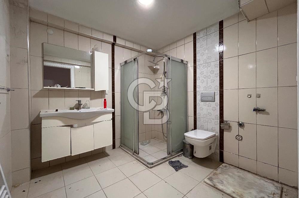 AYVALIK MERKEZ’DE DENİZE YAKIN SATILIK 3+1 DAİRE