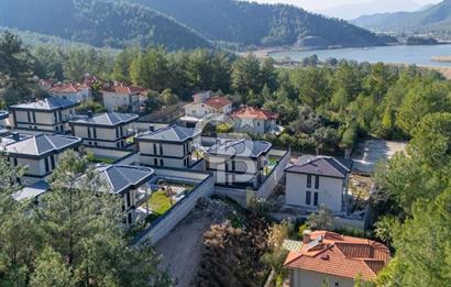 MUĞLA DALAMAN TAŞLIBURUN DA MUHTEŞEM MANZARALI VILLA ARSASI