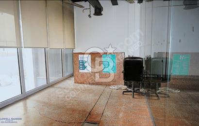 NEO' DAN SÖKTAŞ PERA PLAZADA TÜM HİZMETLER DAHİL KİRALIK OFİS!