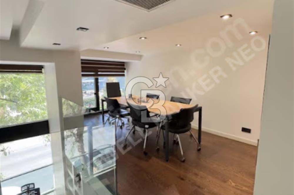 NEO'DAN LEVENT'TE ASMA KATLI 200 M2 DEKORASYONLU OFİS