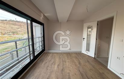 ÇANDARLI MERKEZDE MODERN MİMARİ 3+1 SATILIK VİLLA DENİZE 300 MT