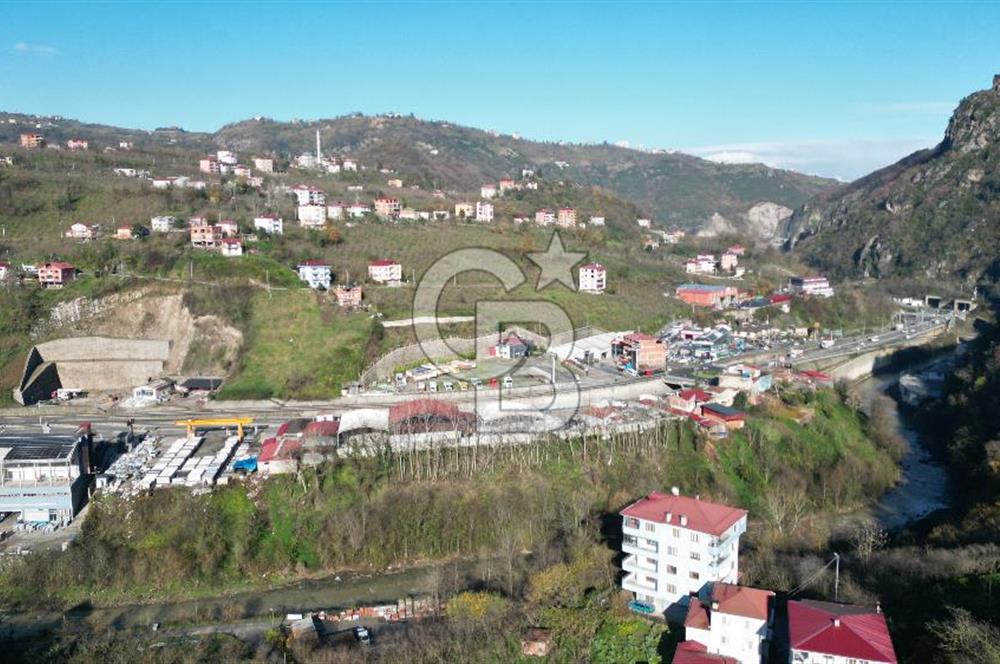 TRABZON'DA SATILIK ARSA İMAR SINIRINDA SAHİLE 5 DAKİKA MESAFEDE