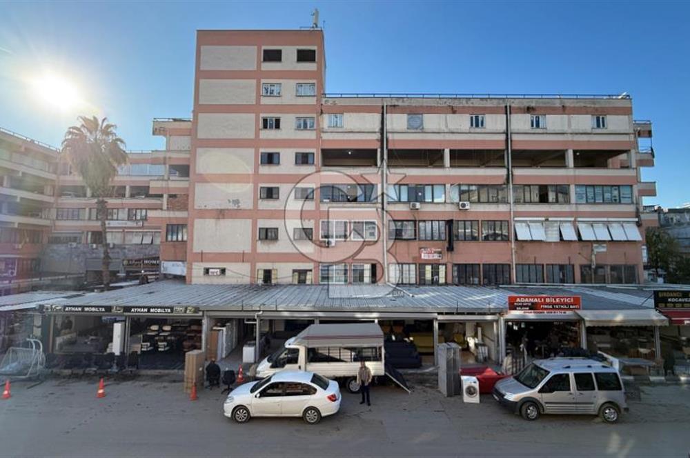 Pazarlar Caddesi'nde Satılık Komple Bina Otel + 2 Dükkan