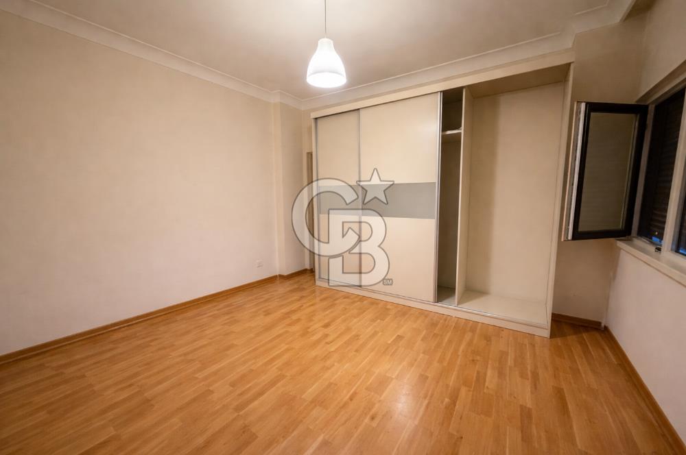 Şemsettin günaltay Cd. Satılık 2+1 konut & ofis uygun