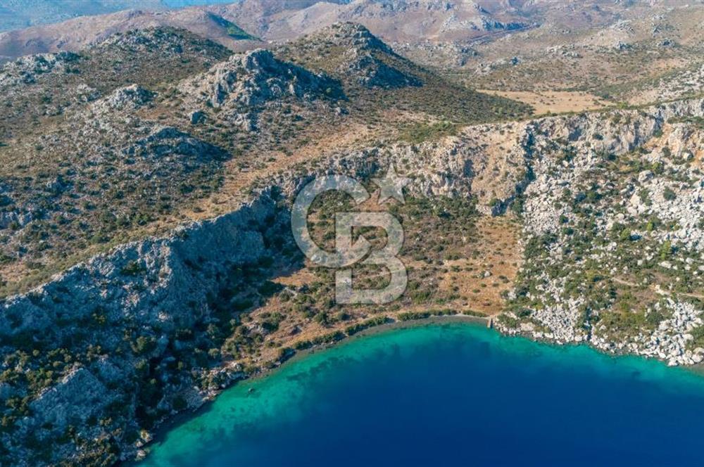 MARMARİS SÖĞÜT'TE DENİZE PARALEL 4750 M2