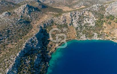 MARMARİS SÖĞÜT'TE DENİZE PARALEL 4750 M2