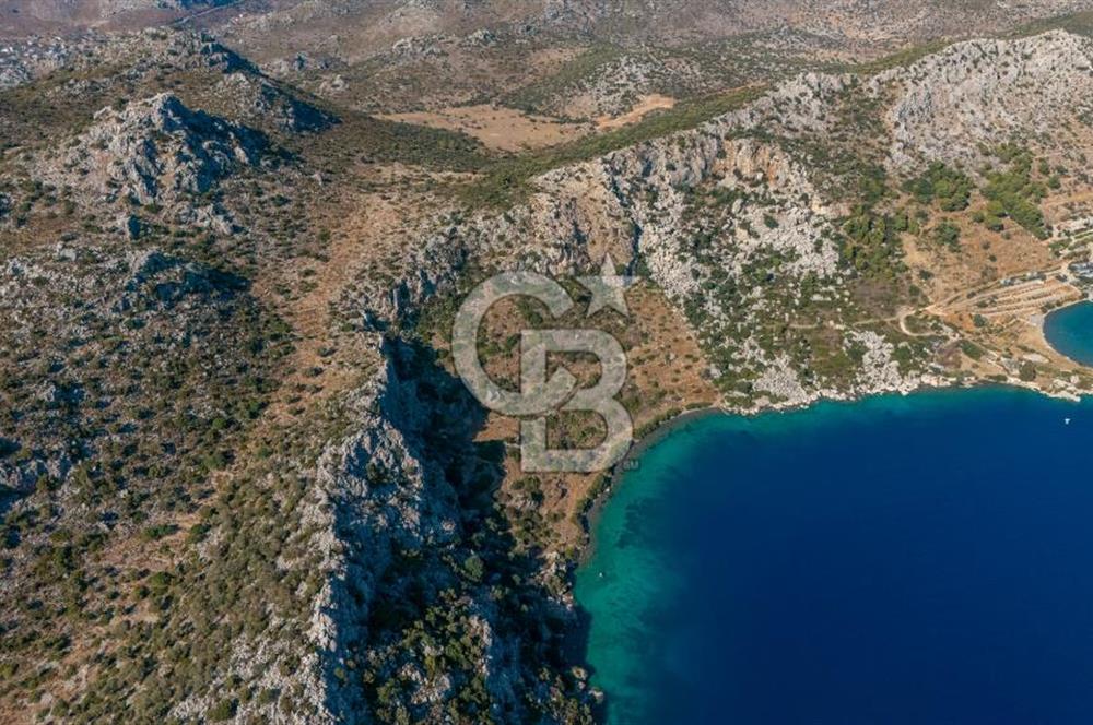 MARMARİS SÖĞÜT'TE DENİZ MANZARALI YATIRIM ARSASI