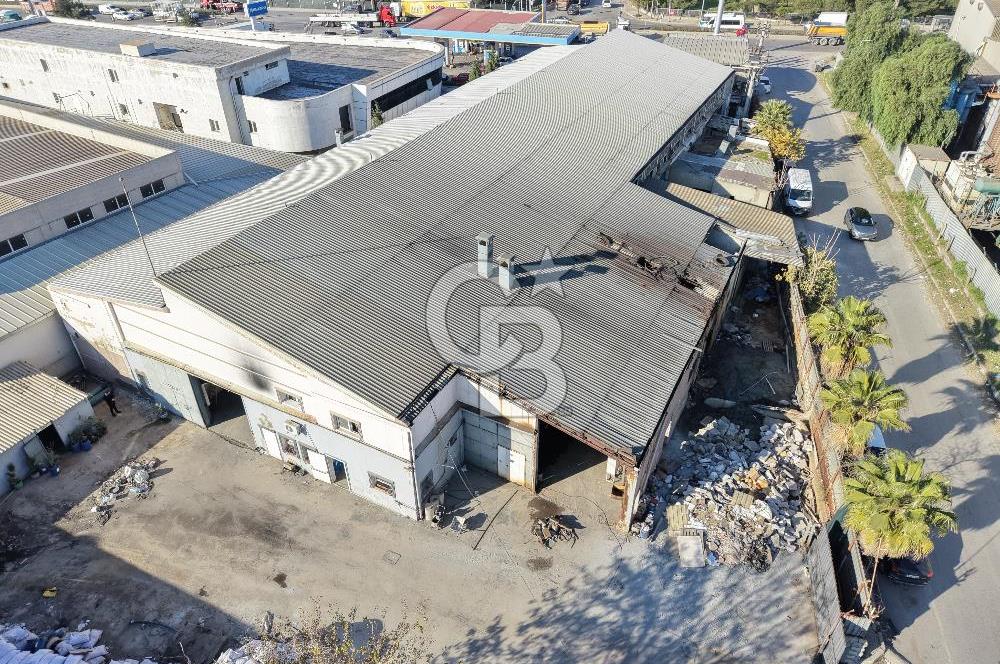 Bornova Pınarbaşı'nda Satılık 2683 m² Depo/Antrepo