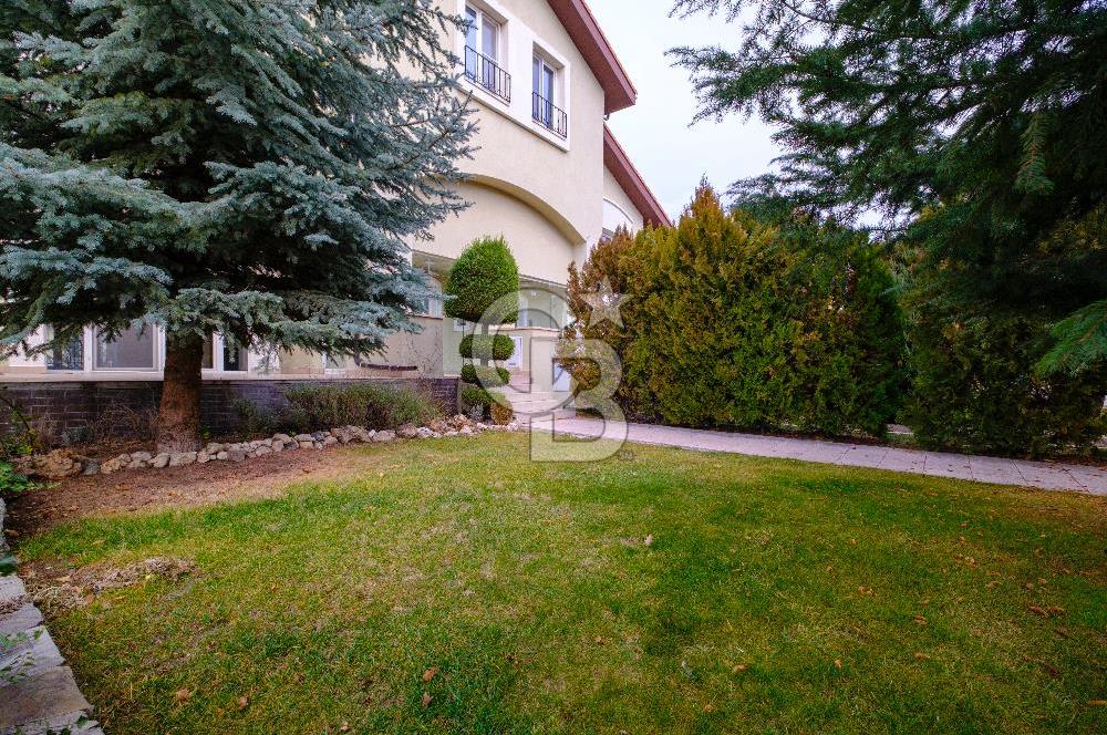 Bilkent Bahçe Konutları’nda Satılık 6+2 Villa 
