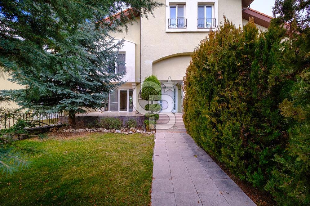 Bilkent Bahçe Konutları’nda Satılık 6+2 Villa 