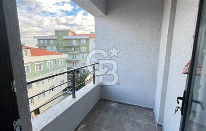 ÇANAKKALE BARBAROS MAHALLESİNDE CADDE ÜZERİ 2+1 SATILIK DAİRE
