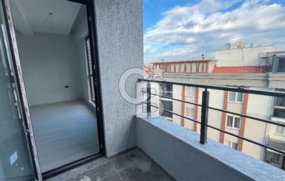 ÇANAKKALE BARBAROS MAHALLESİNDE CADDE ÜZERİ 2+1 SATILIK DAİRE