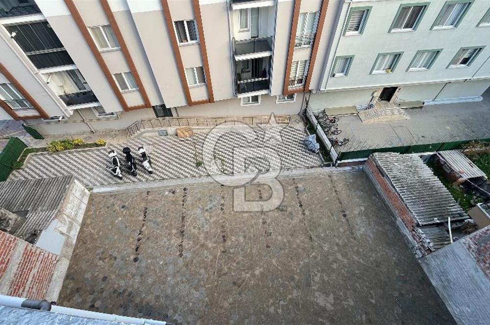 ÇANAKKALE BARBAROS MAHALLESİNDE CADDE ÜZERİ 2+1 SATILIK DAİRE