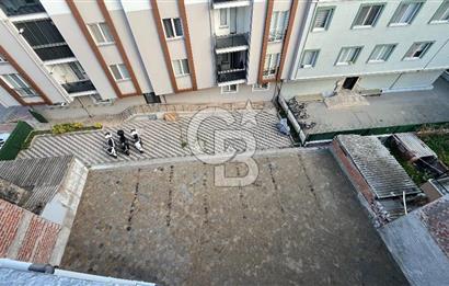ÇANAKKALE BARBAROS MAHALLESİNDE CADDE ÜZERİ 2+1 SATILIK DAİRE