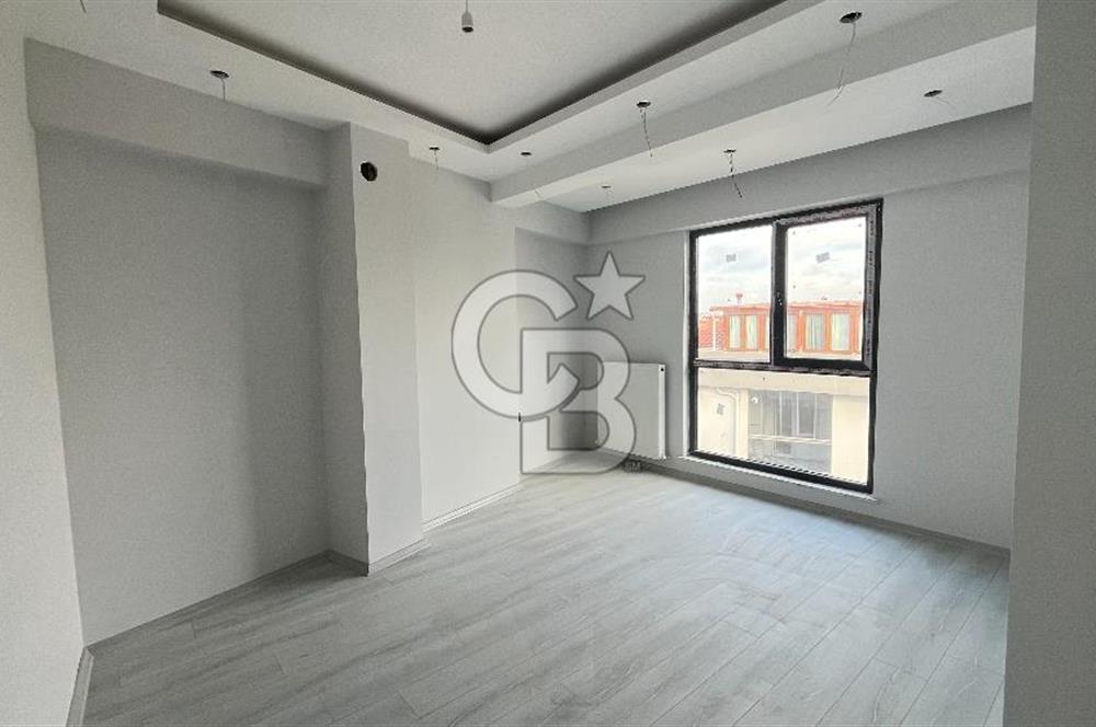 ÇANAKKALE BARBAROS MAHALLESİNDE CADDE ÜZERİ 2+1 SATILIK DAİRE