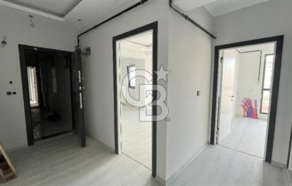 ÇANAKKALE BARBAROS MAHALLESİNDE CADDE ÜZERİ 2+1 SATILIK DAİRE