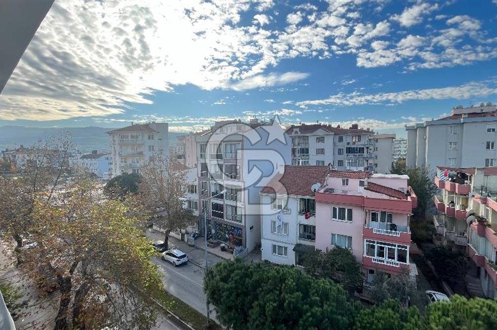 ÇANAKKALE BARBAROS MAHALLESİNDE CADDE ÜZERİ 2+1 SATILIK DAİRE