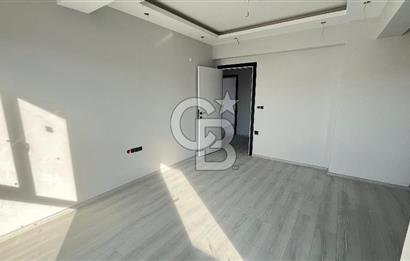 ÇANAKKALE BARBAROS MAHALLESİNDE CADDE ÜZERİ 2+1 SATILIK DAİRE