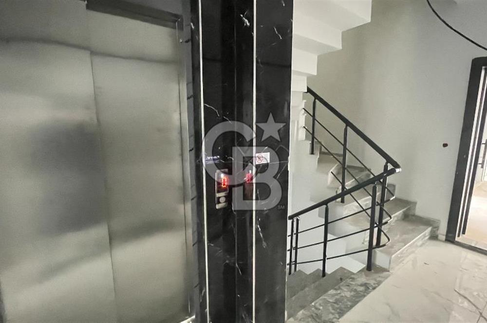 ÇANAKKALE BARBAROS MAHALLESİNDE CADDE ÜZERİ 2+1 SATILIK DAİRE