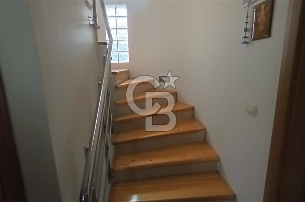 Güzelbahçe Yalı Mh'de, 4+1 Triplex, Şömineli, Teraslı, Bahçeli