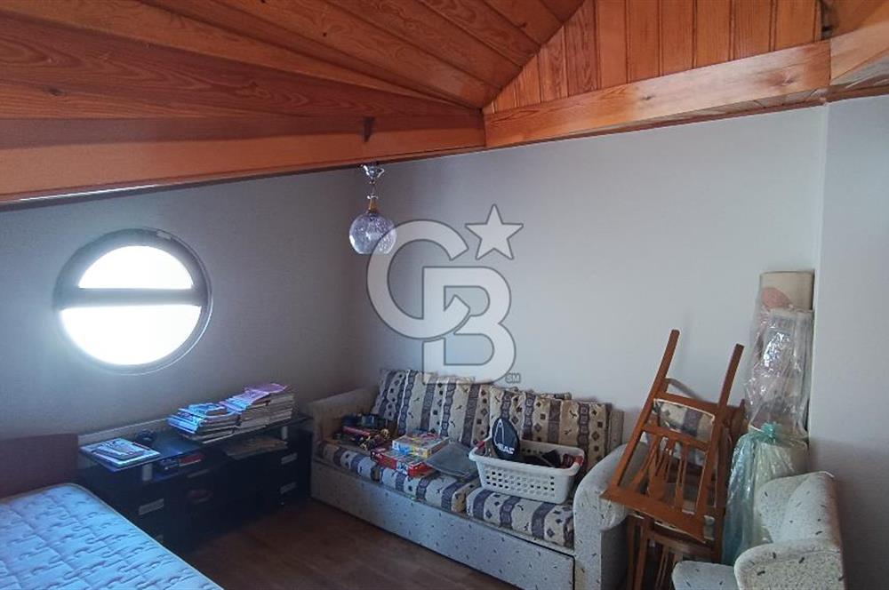 Güzelbahçe Yalı Mh'de, 4+1 Triplex, Şömineli, Teraslı, Bahçeli