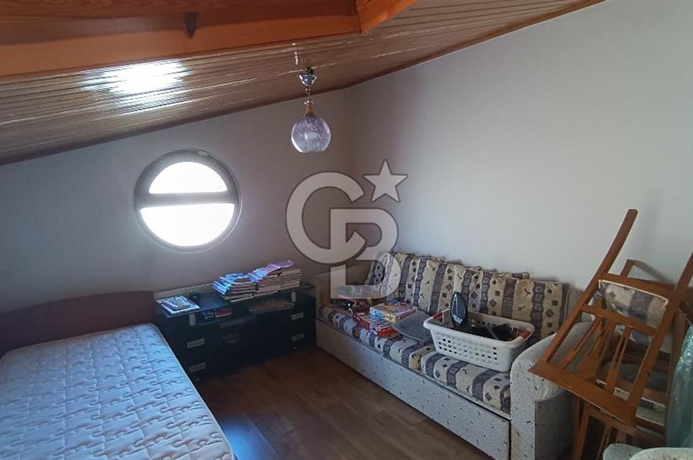 Güzelbahçe Yalı Mh'de, 4+1 Triplex, Şömineli, Teraslı, Bahçeli