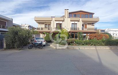 Güzelbahçe Yalı Mh'de, 4+1 Triplex, Şömineli, Teraslı, Bahçeli