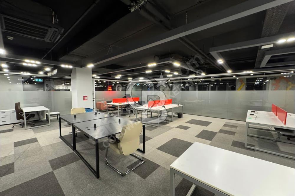 NEO' DAN METROCİTY AVM'DE 300 M2 KIRALIK MOBILYALI OFİS