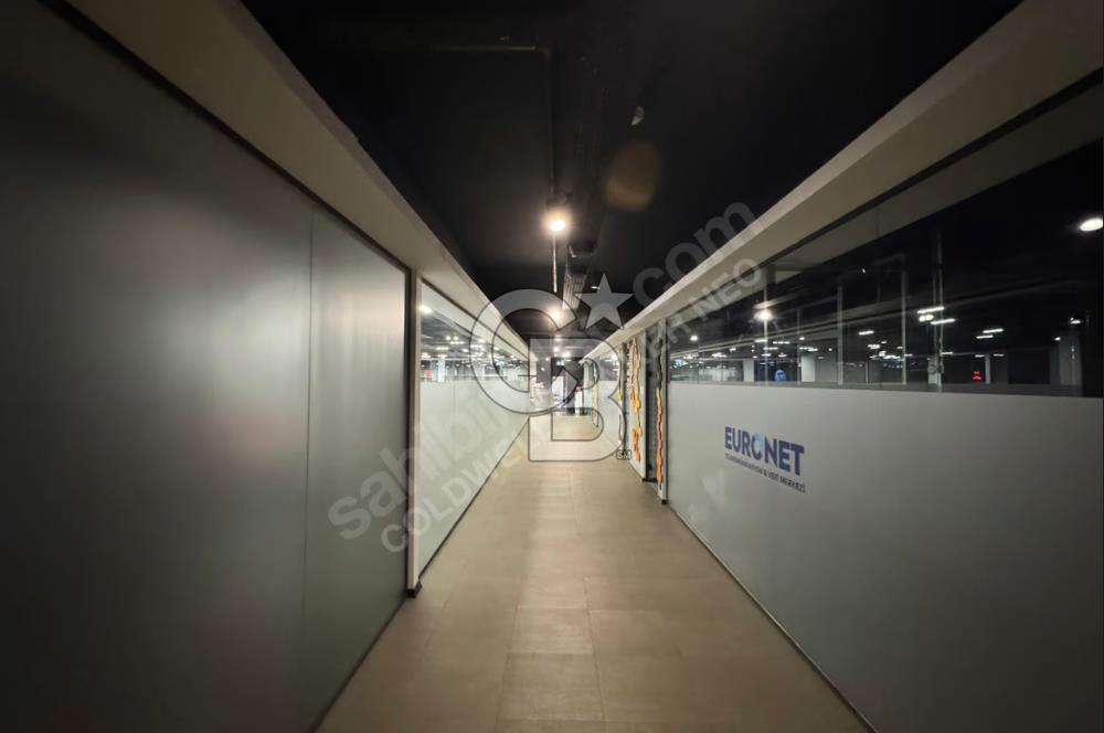 NEO' DAN METROCİTY AVM'DE 300 M2 KIRALIK MOBILYALI OFİS