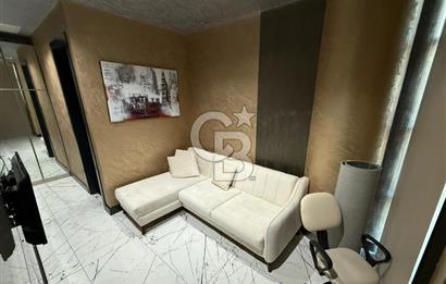 1071 USTA PLAZADA YÜKSEK KAT HAZIR KİRACILI SATILIK PLAZA KATI 