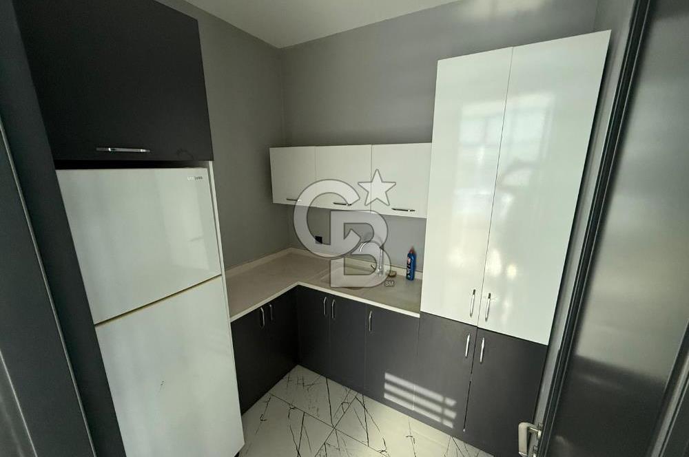 1071 USTA PLAZADA YÜKSEK KAT HAZIR KİRACILI SATILIK PLAZA KATI 