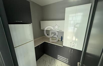 1071 USTA PLAZADA YÜKSEK KAT HAZIR KİRACILI SATILIK PLAZA KATI 