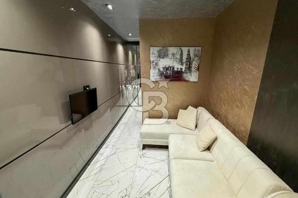 1071 USTA PLAZADA YÜKSEK KAT HAZIR KİRACILI SATILIK PLAZA KATI 