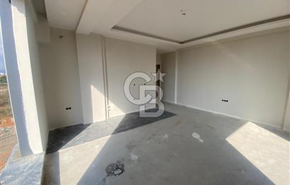 Döşemealtı Golden Lifeta Doğa ve Havuz Manzaralı Lüks Daire