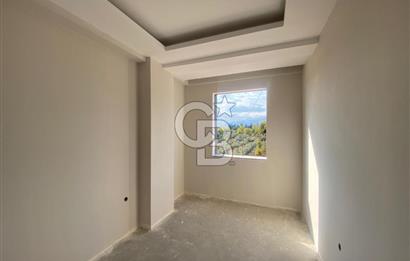 Döşemealtı Golden Lifeta Doğa ve Havuz Manzaralı Lüks Daire