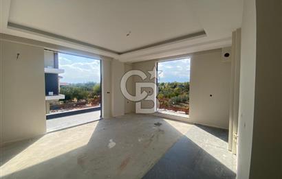 Döşemealtı Golden Lifeta Doğa ve Havuz Manzaralı Lüks Daire