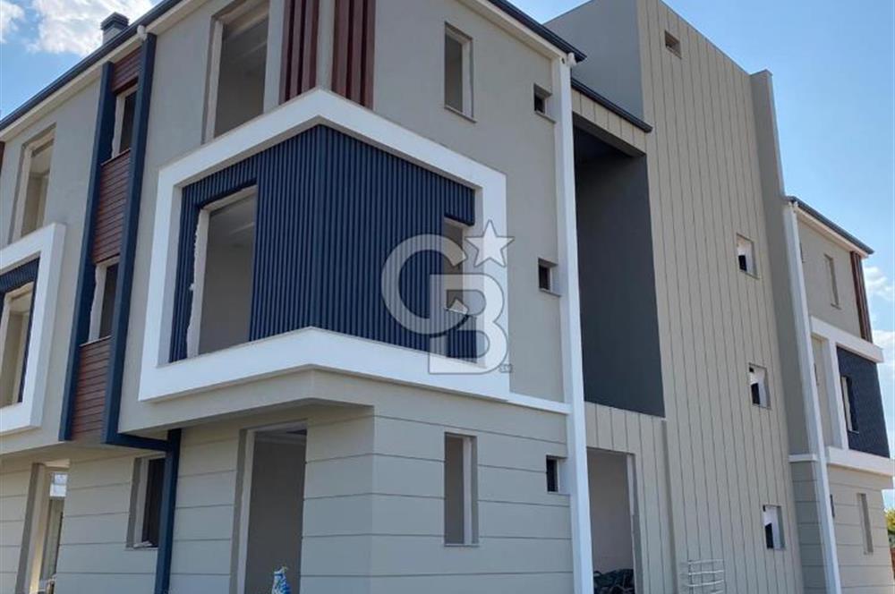 Döşemealtı Golden Lifeta Doğa ve Havuz Manzaralı Lüks Daire