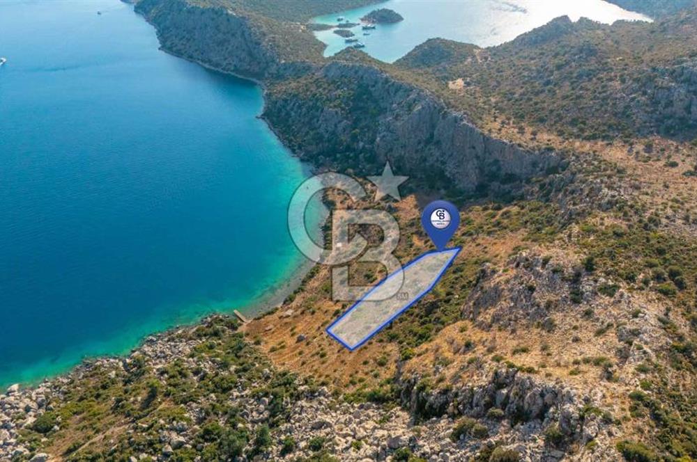 MARMARİS SÖĞÜT'TE DENİZ MANZARALI YATIRIM ARSASI