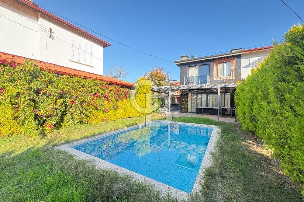 Kuşadası-Soğucak Denize 400 m. Özel Havuzlu Eşyalı Satılık Villa