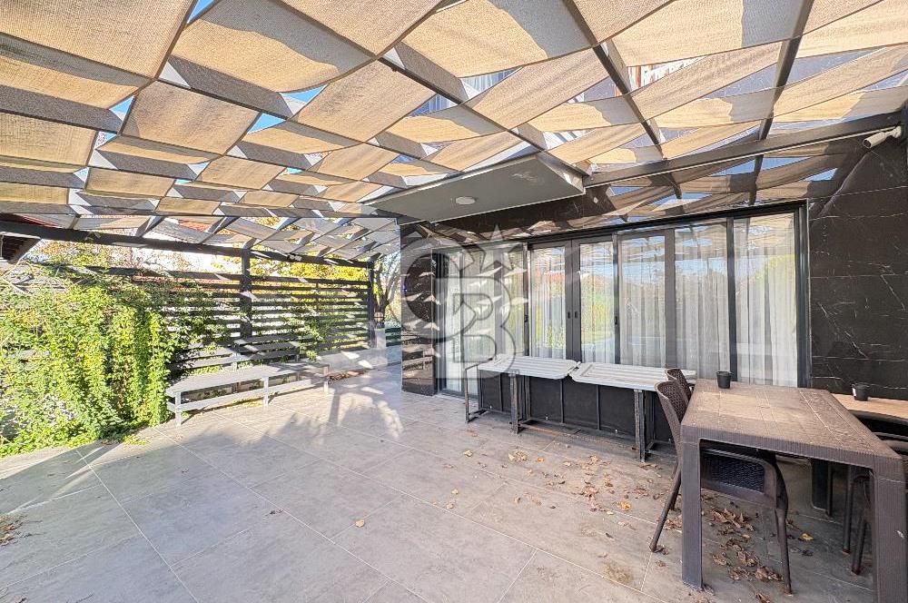 Kuşadası-Soğucak Denize 400 m. Özel Havuzlu Eşyalı Satılık Villa