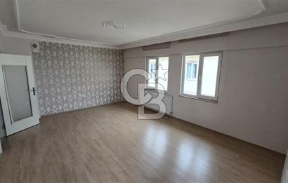 Merkezi Konumda Şömineli-Verandalı-Dubleks 220m2 Daire